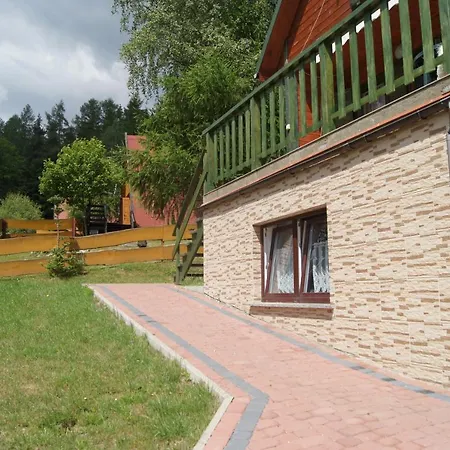 Grzywaczowka Деревянный коттедж *